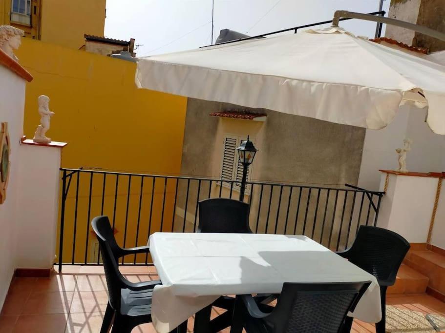 Casa Vacanza "Il Cortiletto" Sciacca Exterior photo